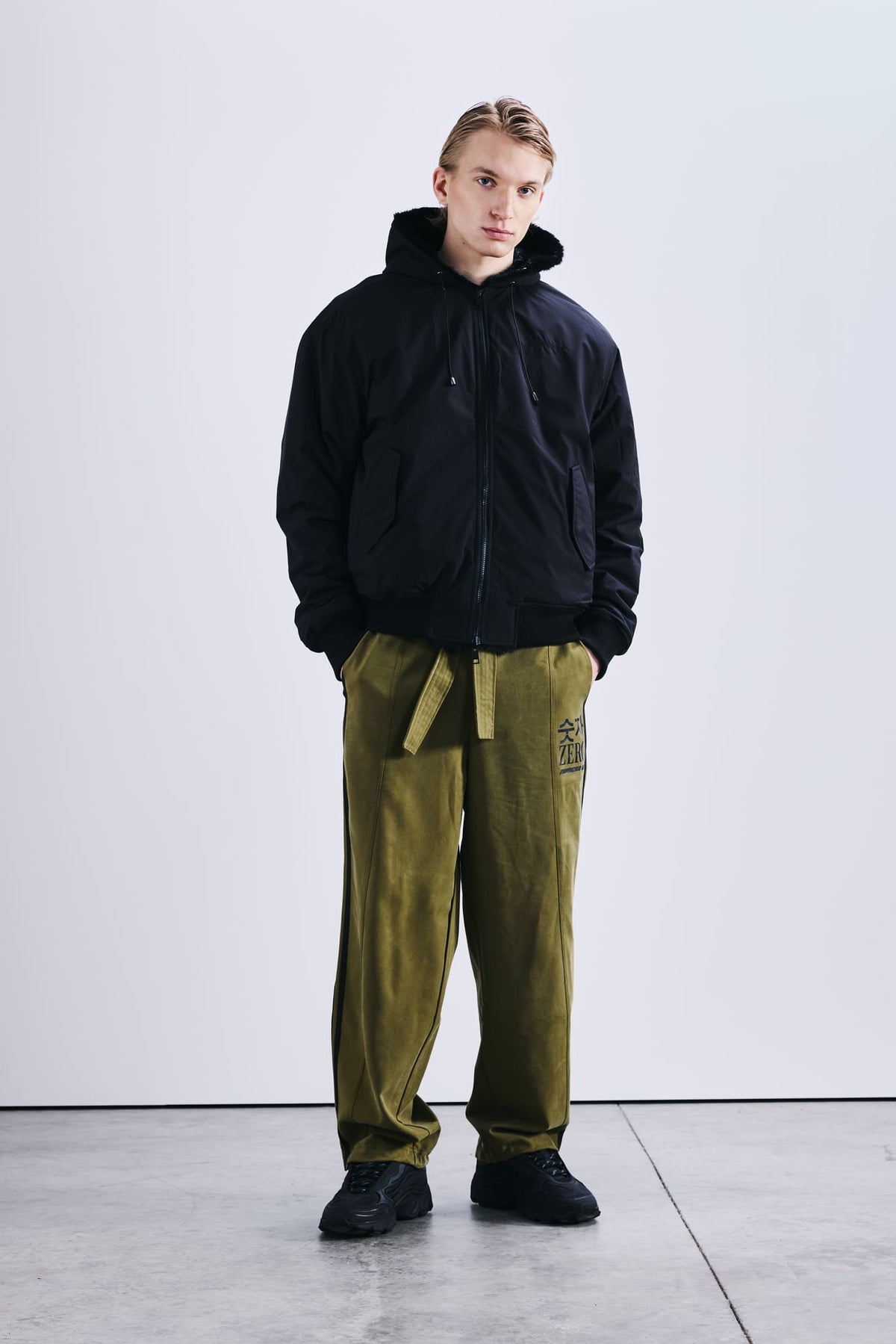 REVERSIBLE JACKET