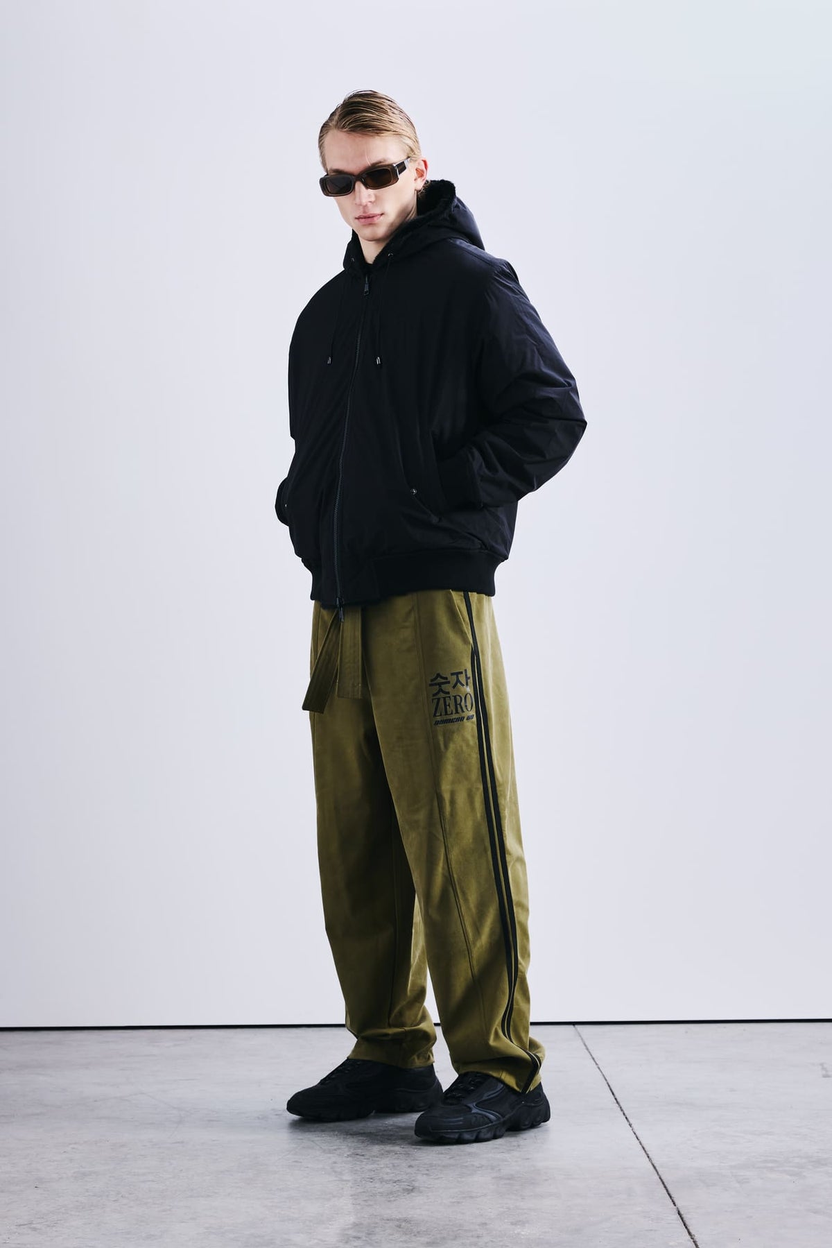 REVERSIBLE JACKET