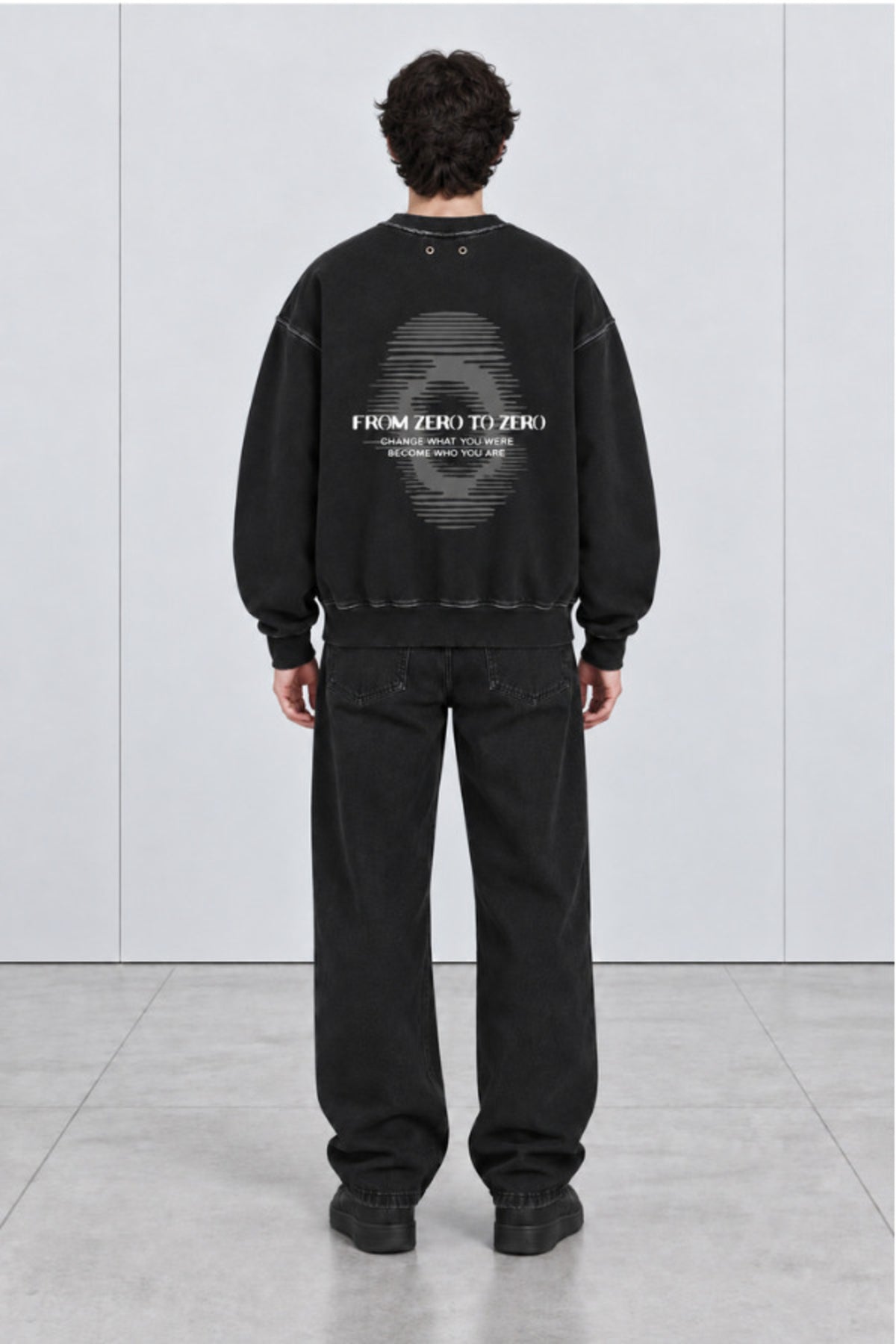 WASHED CREWNECK 