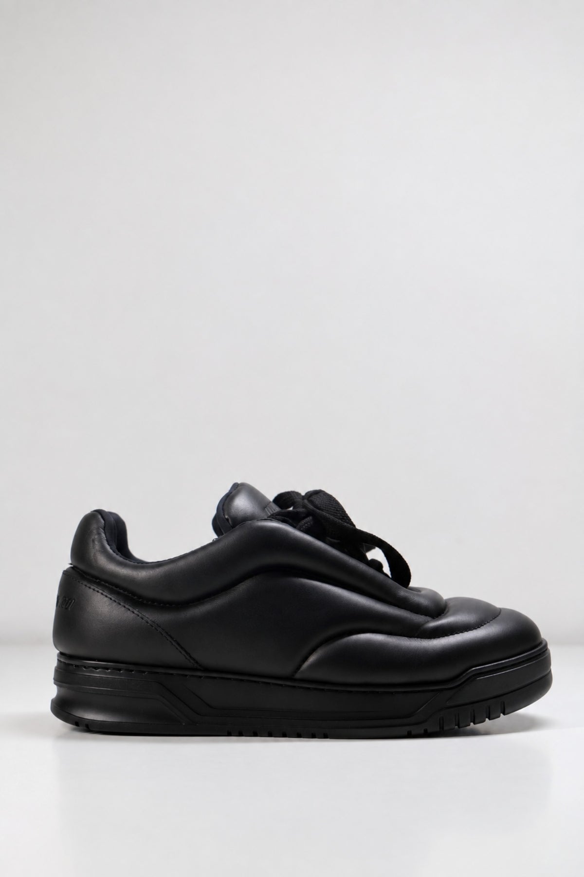 ZERO FORM SHOES 