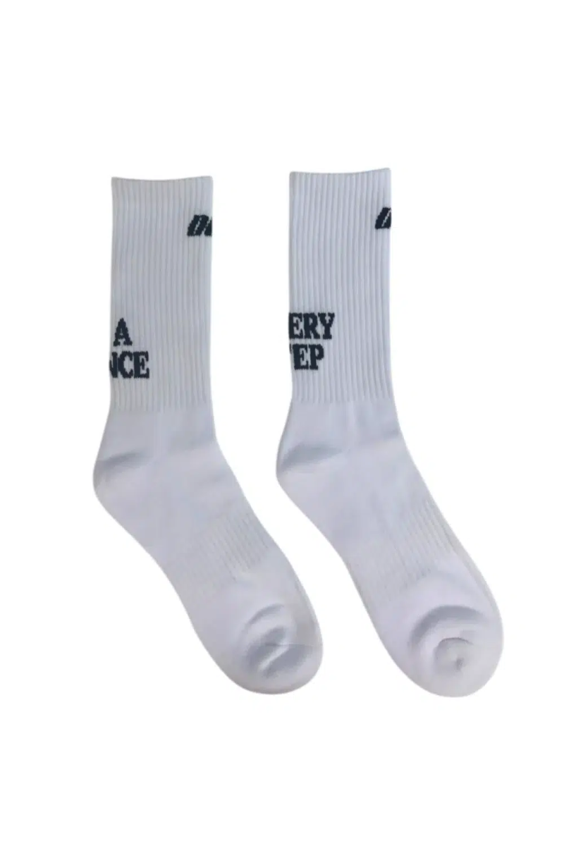 dance white socks 