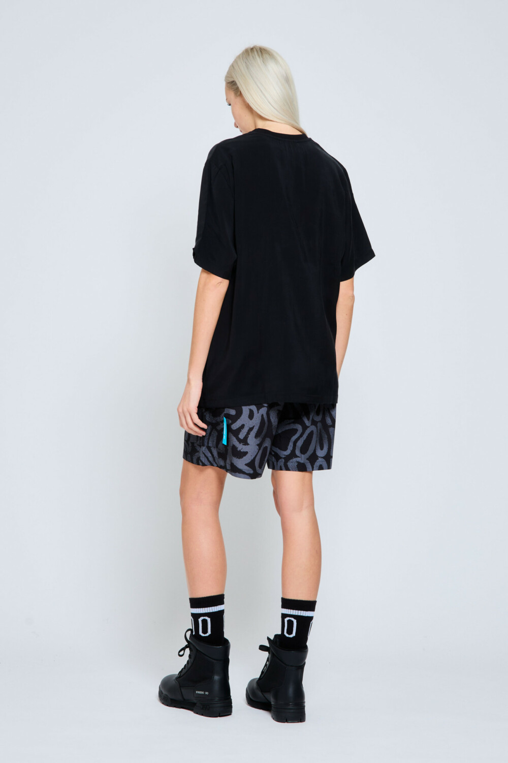 WAREWOLF BLACK TEE - Image 4