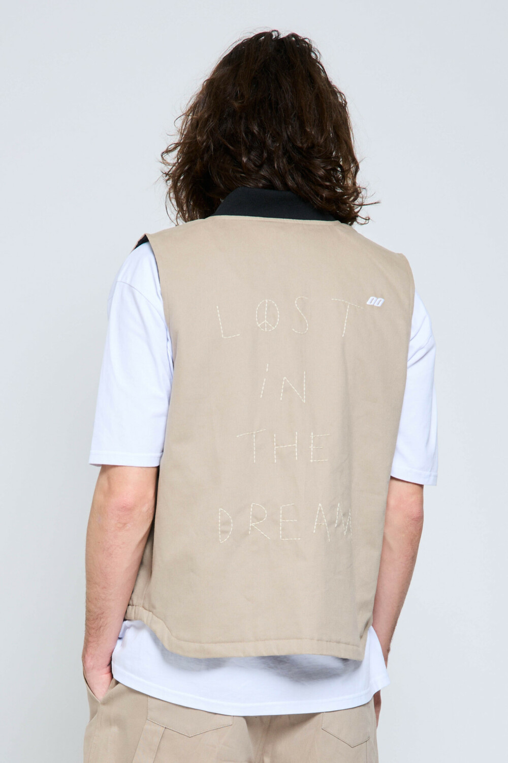 BIG FOOT UNIQUE GILET - Image 3