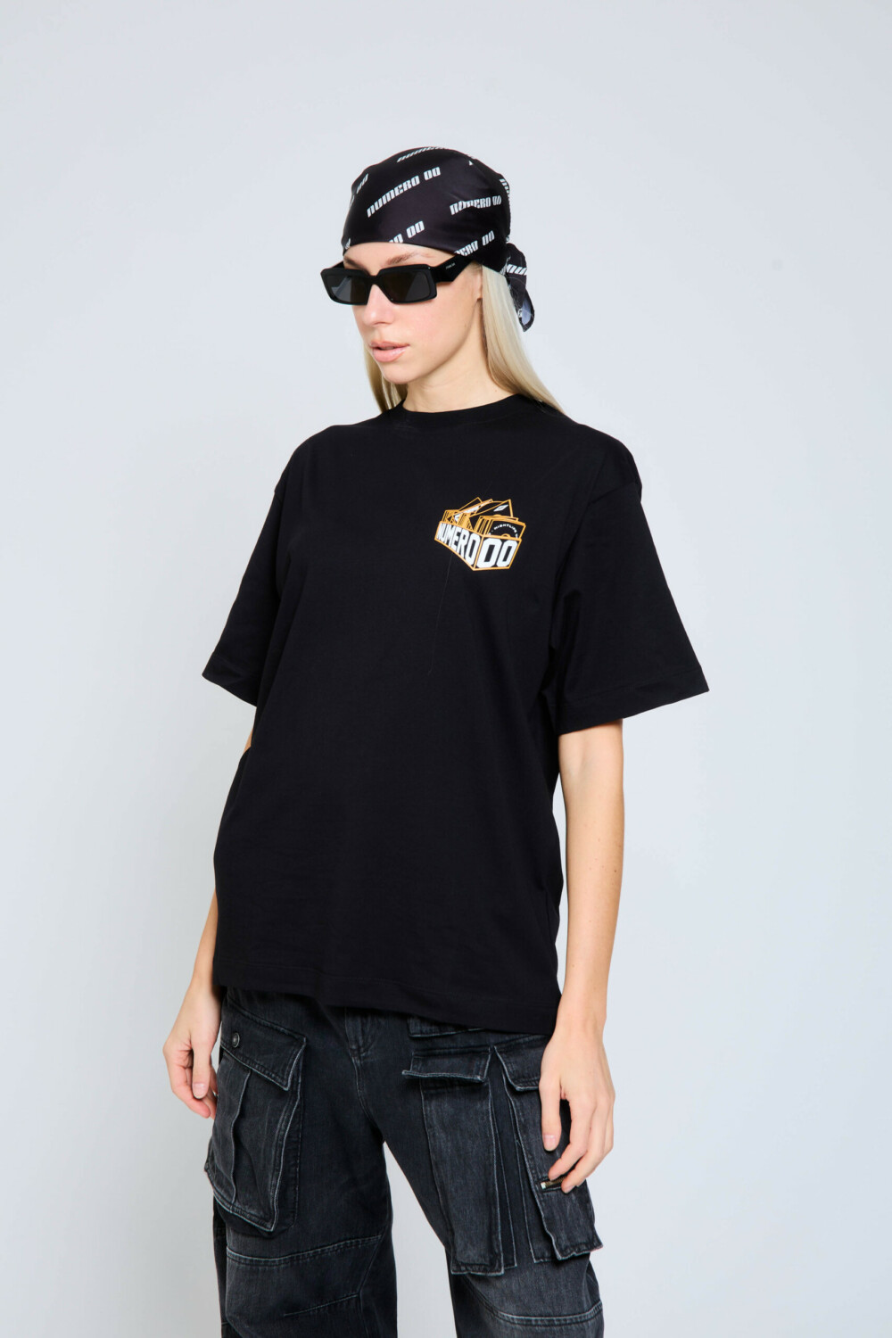 GRIPHON BLACK TEE - Image 2