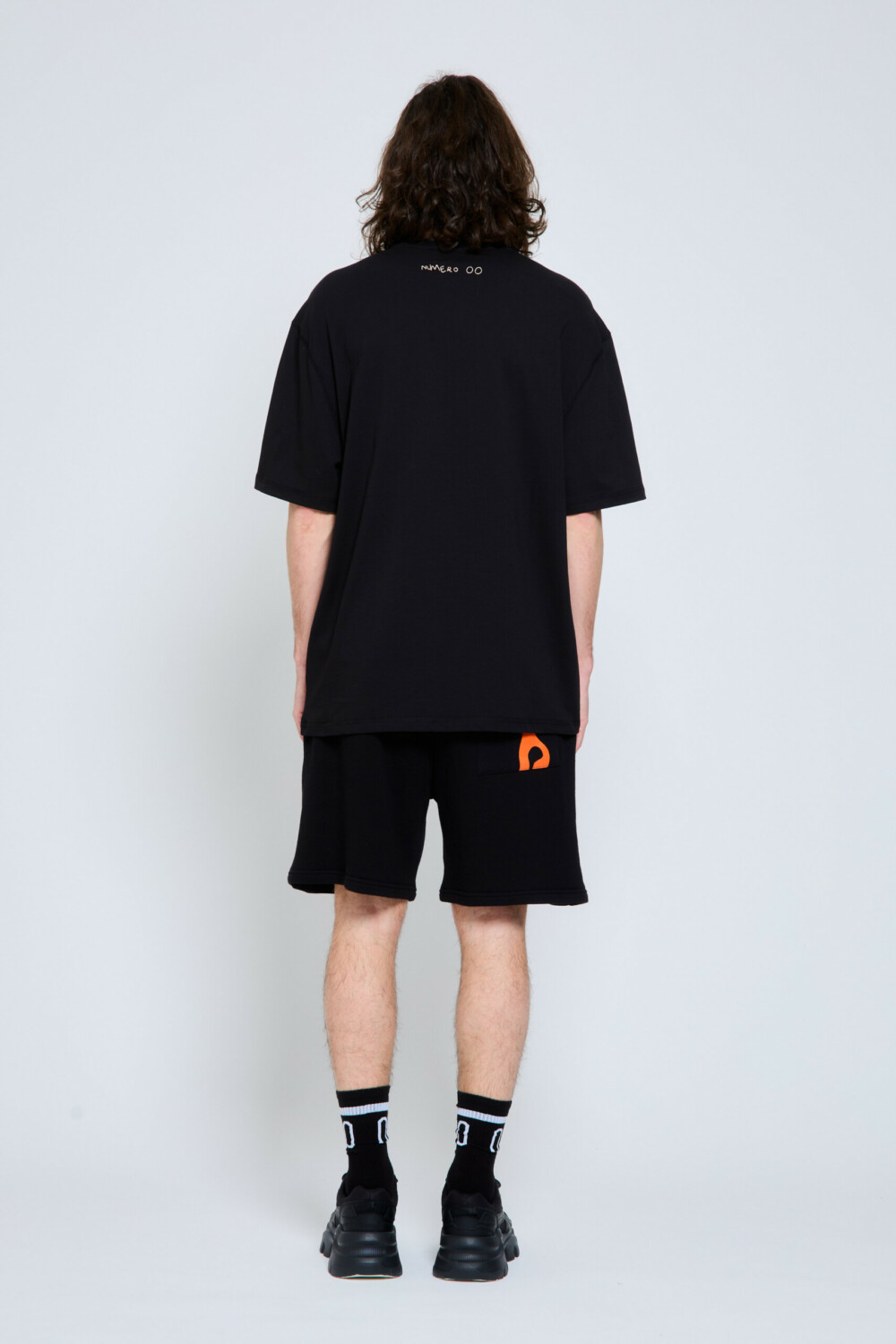 BORDA BLACK TEE - Image 2